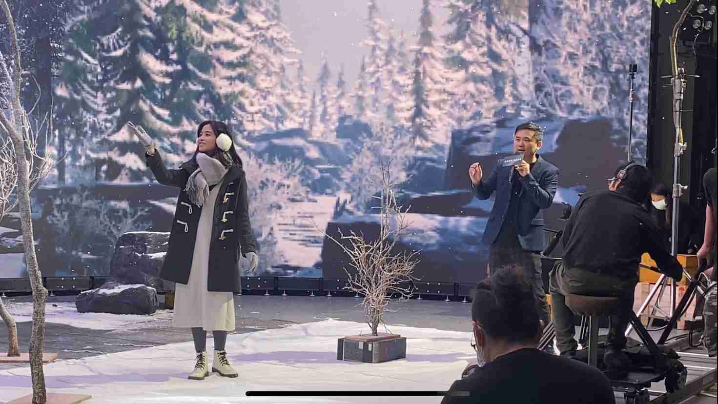 尊时凯龙以ALED先进显屏技术，，，，与金马奖视觉特效团队“再现影像”携手合作打造LED虚拟摄影棚，，，，提供沉浸式表演体验，，，，并精简拍摄成本与时间